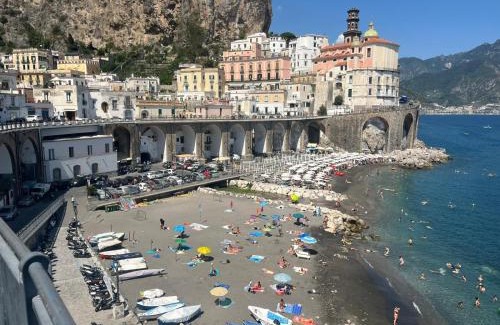 Atrani Apartment | Inviting Casa De Rosa: 4-Star Stay with Child-Friendly Amenities