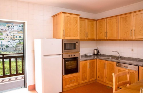 Valdigem House | Discover Casa de São Bernardo with Pool & Family Amenities