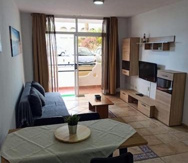 Playa Paraiso Apartment | Casa de Simo: Sun, Relaxation & Family Fun Awaits!