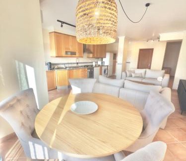 A dos Cunhados Apartment | Casa De Sousa