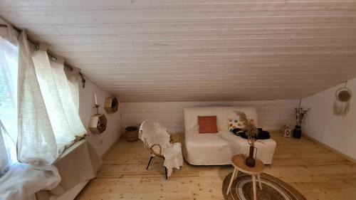 Ucea de Jos House | Experience Casa de sub Munte: Family-Friendly Getaway