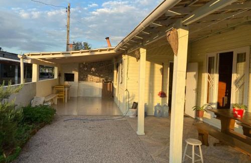Palhoca House | Pet Friendly Getaway at Casa de Temporada Pinheira