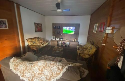 Palhoca House | Pet Friendly Getaway at Casa de Temporada Pinheira
