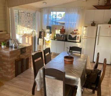 Palhoca House | Pet Friendly Getaway at Casa de Temporada Pinheira