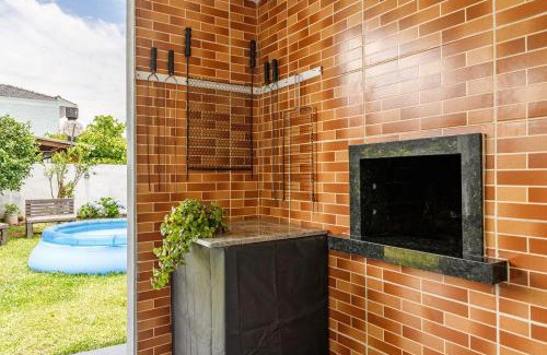 Palhoca House | Family-Friendly Retreat at Casa de Temporada - Térreo