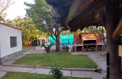 Ullum Department House | Family-Friendly Retreat at Casa de Ullum de la Hoya