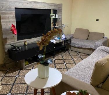 Candeias House | Stay at Casa de Victor: Family and Pet-Friendly Retreat