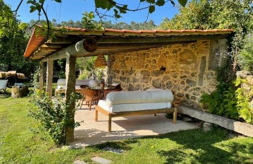 Ponte de Lima House | Experience Tranquility at Casa de Vilar de Rei: 10/10 Rated