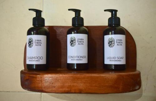 Mindo House | Experience Casa de Vista Alta: Family-Friendly Getaway