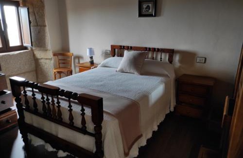 San Cibran House | Beautiful Casa de Xusto: Pet-Friendly with Ocean Views