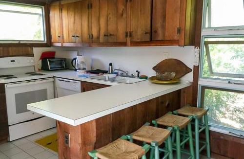 Ocean Bay Park House | Welcoming Casa de Zeus: Family and Pet-Friendly Escape