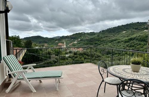 Camporotondo House | Family-Friendly Retreat at Casa degli Agrumi Awaits You