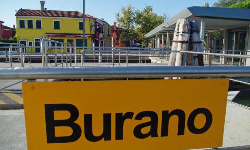 Burano Apartment | Artistic Retreat at Casa degli Artisti - Guest Rated 9.8