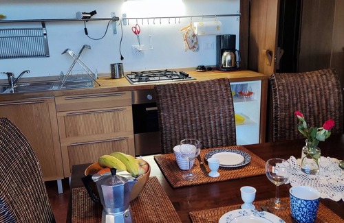 Cossignano Apartment | Casa Degli Olivi: Romantic Getaway Near the Sea for Couples