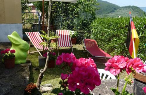 Casanova Lerrone Apartment | Pet-Friendly Retreat at Casa dei Fiori - Rated 8.5/10