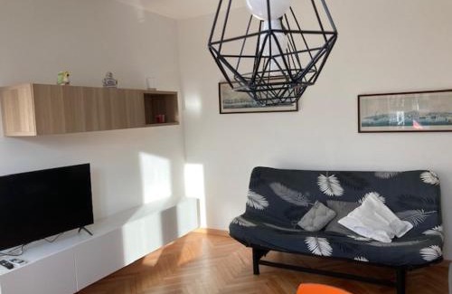 Servola-Chiarbola-Valmaura-Borgo San Sergio Apartment | Delightful Casa dei Gelsomini: Guest Rated 9/10 & Family-Friendly