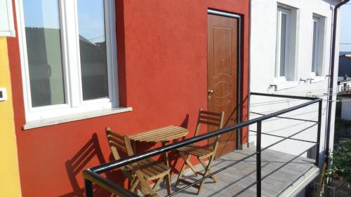 Servola-Chiarbola-Valmaura-Borgo San Sergio Apartment | Delightful Casa dei Gelsomini: Guest Rated 9/10 & Family-Friendly