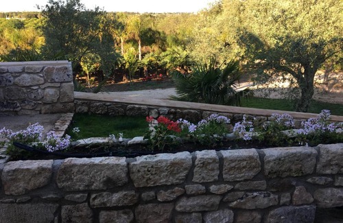 Rosolini Cabin | Discover Casa dei Granati: Pet-Friendly & Family Friendly Stay
