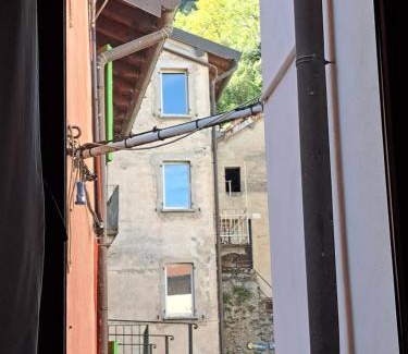 Colonno House | Stunning Casa dei Pescatori - Guest Rated 9.7, Family Friendly