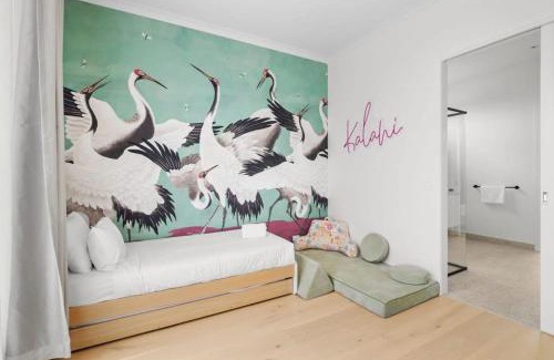 Bellbrae House | Relaxing Retreat Steps from Torquay Beaches with Pet Friendly Vibes