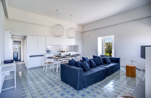 Termini Villa | Experience Tranquility at Casa del Capitano in Termini