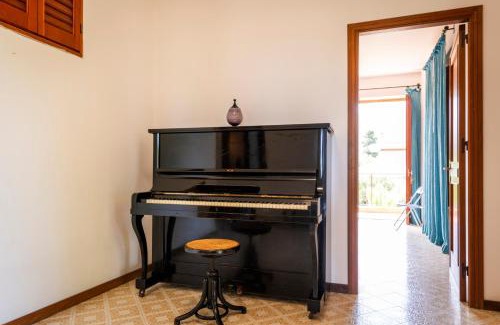Carini Villa | Casa del Carrubo: Ocean View Getaway with Pool Access