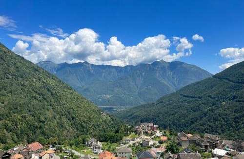 Montescheno House | Cozy CASA DEL CIOS Amidst Mountain Serenity & Nature