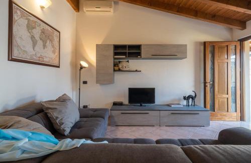 Paratico Apartment | Pet-Friendly Casa del Gatto with Great 8.5/10 Reviews