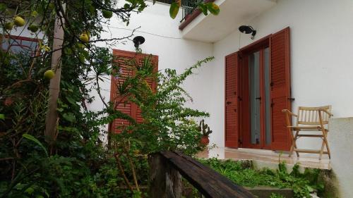 Mortelle House | Oceanfront Casa del Gelso Mortelle: Rated 9/10 by Guests
