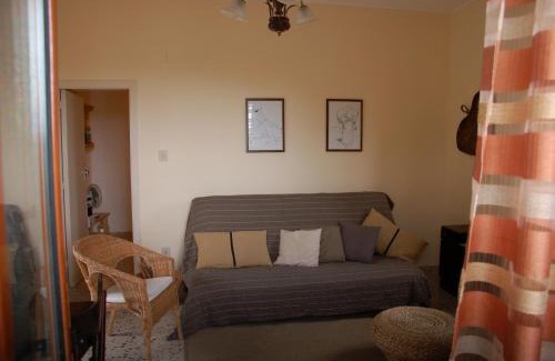 Mortelle House | Oceanfront Casa del Gelso Mortelle: Rated 9/10 by Guests