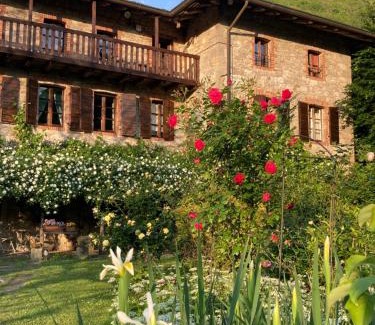 Faedis Apartment | Family-Friendly Casa del Grivò - Guest Rated 9.8
