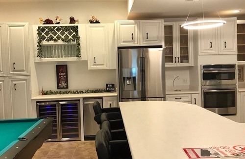 Cascade Valley House | Lakefront Escape: Casa Del Lago with Pool & Jet Ski Access