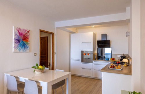 Ville-di-Pietrabugno Apartment | Casa Del Mare, apartment with sea view, feet in the water