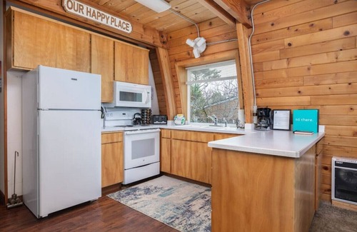 Tierra Del Mar House | Pet-Friendly Casa Del Mar with Ocean View in Tierra del Mar