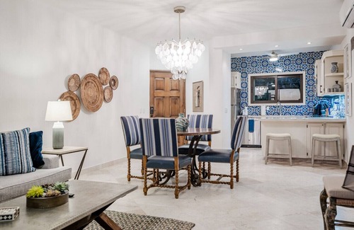 San Jose del Cabo Apartment | Top-Rated Beachfront 2BR at Casa del Mar with Ocean Views