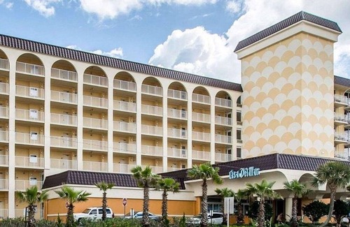 Ellinor Heights Hotel | Cozy Casa del Mar: Ocean View with Pool & Kitchen Amenities