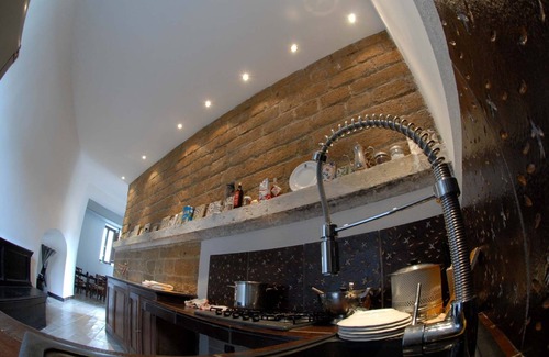 Rione Sanita Bed & Breakfast | Experience Casa del Monacone: Guest Rated 8.8 with Dining