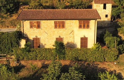 Gassano House | Explore Casa del'Orto: 4-Star Pet-Friendly Retreat