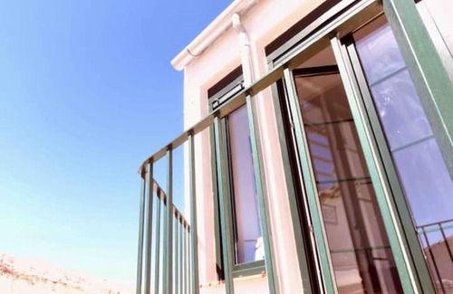 Olvera House | Discover NO. 32 Offering Breathtaking Views and Breakfast