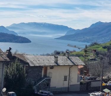 Vercana Apartment | Unforgettable Stay at Casa del Pozzo: Family-Friendly Retreat