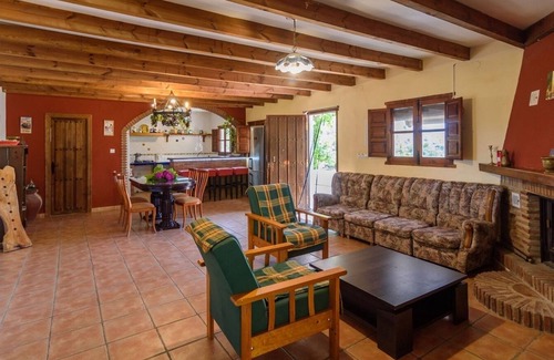 Canillas de Aceituno Villa | Relax at Casa del Río Canillas de Aceituno with Ocean Views
