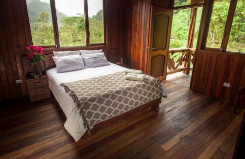 San Francisco de Borja Hotel | Casa del Río: Guest Rated 9/10 with Hot Tub & Breakfast