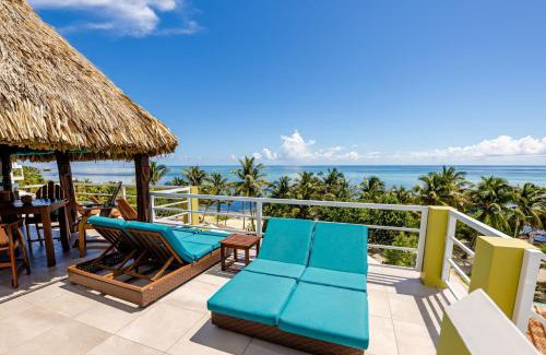 San Pedro Hotel | Discover Casa del Rai: Oceanfront Bliss with Pool Access