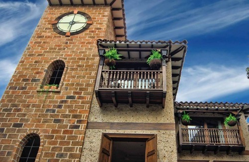 La Florida Apartment | Experience Casa del Reloj CIELO: Penthouse with Hot Tub
