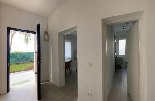 Alberoni Apartment | Casa del Salice: Lagoon View & Family-Friendly Garden