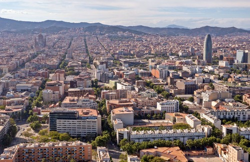 El Prado-Parque de Maria Luisa Apartment | Experience Casa del Sol Barcelona: Breakfast Included!
