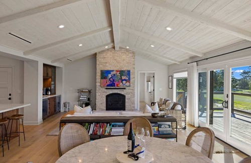 Del Monte Forest House | Pet-Friendly Retreat with Ocean View Overlooking MPCC Fairway