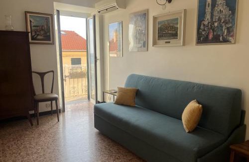 Cervo Apartment | Casa del Sole: Oceanfront Retreat with Pet-Friendly Perks