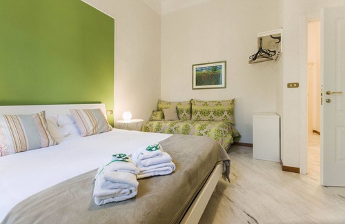 Chiaia Bed & Breakfast | Guest Rated 10/10: CASA DEL SOLE B&B with Ocean View