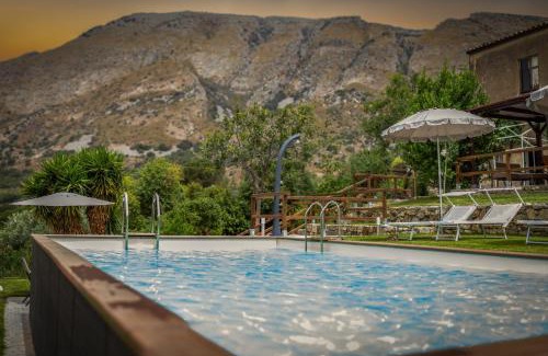 Madonie National Park Villa | Idyllic Casa del Sole: Oceanfront Retreat with Pool & Hot Tub